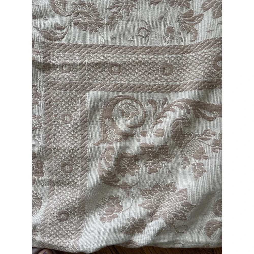Bates vintage queen